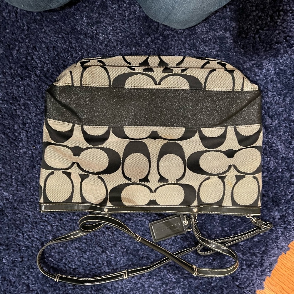 Coach gray and black cloth purse. Great condition. - Picture 4 of 8